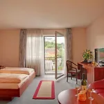 Land-gut-hotel Burgblick 3* באד קראוצנבאך