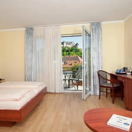 Land-gut-hotel Burgblick 3*