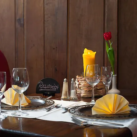 Hotel Land-gut-hotel Burgblick 3*