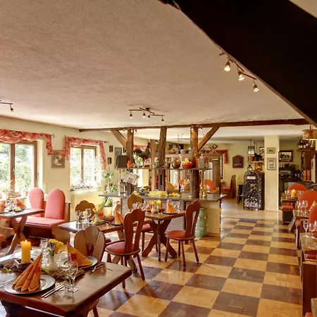 Land-gut-hotel Burgblick 3*