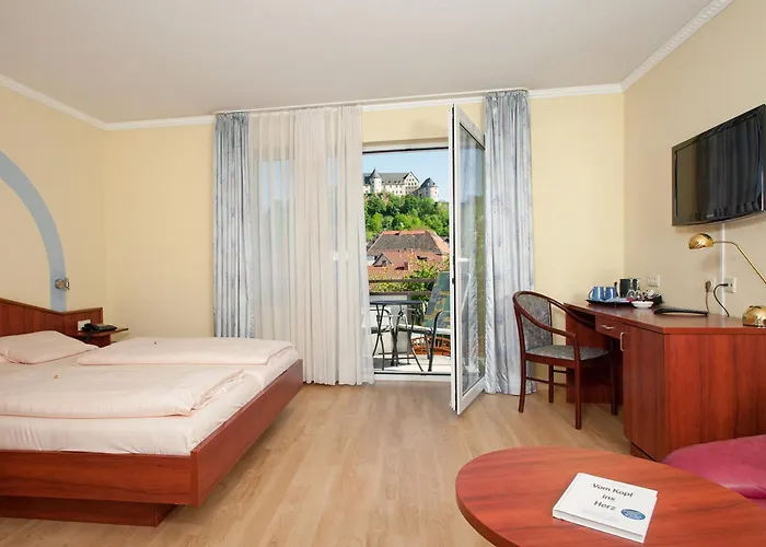 Land-gut-hotel Burgblick 3*