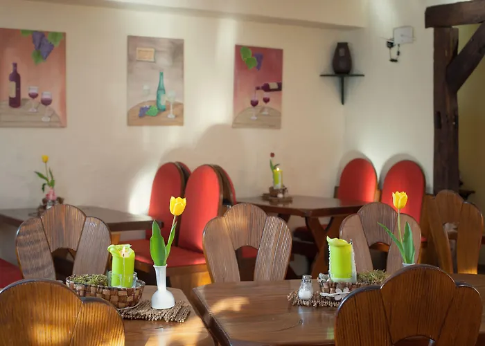 Land-gut-hotel Burgblick Hotel